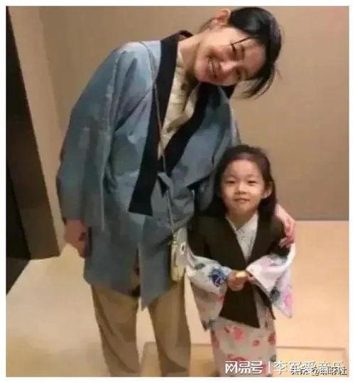 娱乐圈爆料吃瓜博主,揭秘明星背后的秘密与真相